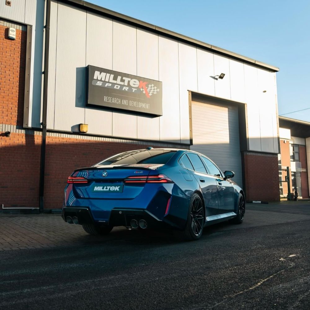 Milltek Sportabgasanlage für BMW M5 G90 / G99 4.4l Twin Turbo Hybrid ab 2025 ECE