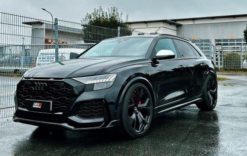 Mehr als nur ein Upgrade: Verleihen Sie Ihrem Audi RSQ8 4M Exklusivität und Performance