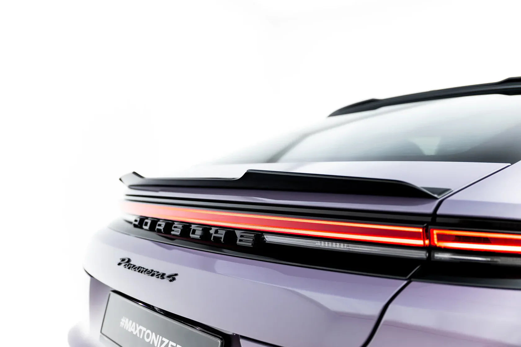 Maxton Design Spoiler Cap Porsche Panamera 4 / 4S E-Hybrid / 4 E-Hybrid 976
