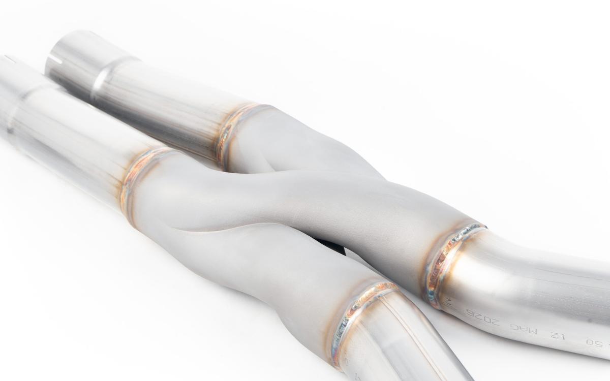 Milltek Z-Pipe für BMW M2 G87 – Detailansicht der Schweißnähte