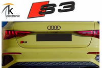 Audi S3 8Y Schriftzug schwarz rote Raute hinten