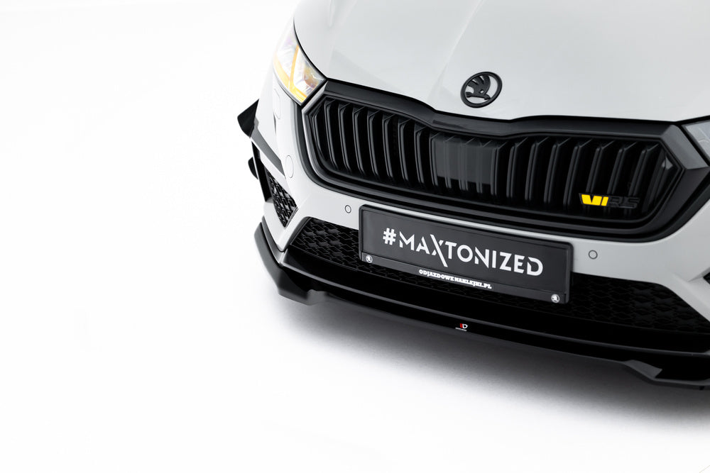 Frontlippe / Frontsplitter / Frontansatz V.4 für Skoda Octavia RS MK4 von Maxton Design