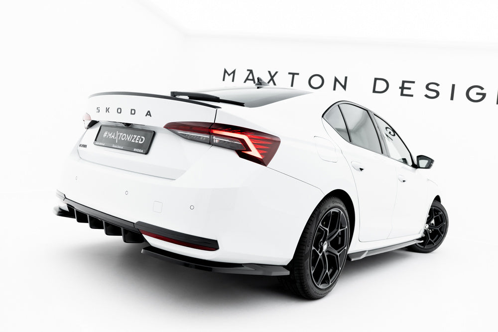 Seitliche Heckdiffusor Erweiterung für Skoda Octavia Sportline Liftback / Combi Mk4 Facelift von Maxton Design