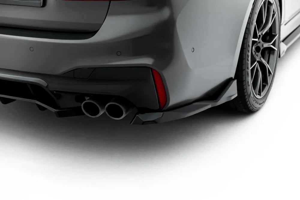 Hochwertige, formschöne und passgenaue seitliche Heck Diffusor Erweiterung für BMW M5 F90 von Maxton Design