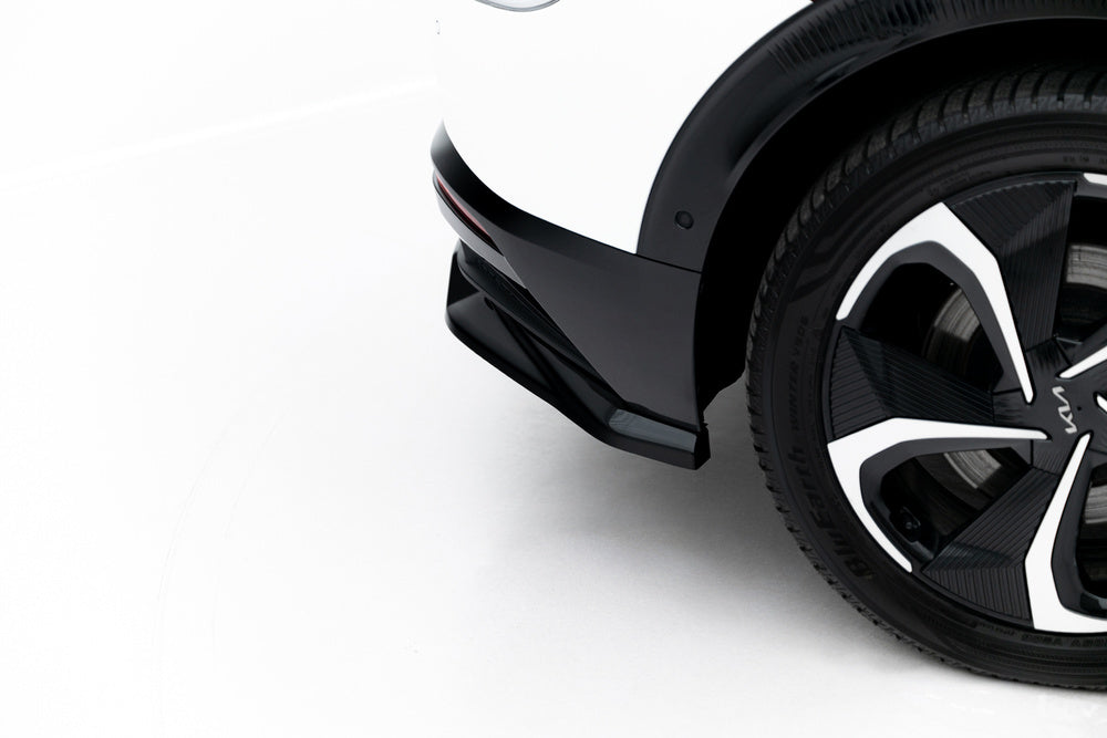 Zentraler Hinterer Splitter für Kia EV6 MK1 von Maxton Design