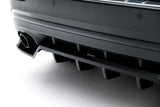 Zentraler hinterer Splitter für Mercedes-AMG GLA 35 H247 Facelift von Maxton Design