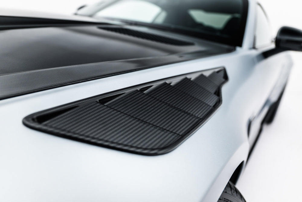 Carbon-Lüftungsschlitze für die vorderen Kotflügel des Mercedes-AMG GT 63 (C192) von Maxton Design