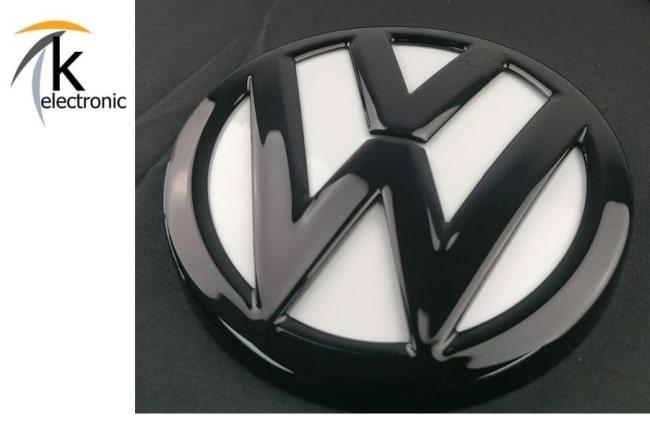 VW Golf 7 schwarzes Zeichen hinten oryxweiss