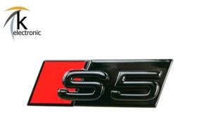 Audi S5 F5 Schriftzug schwarz rote Raute vorne