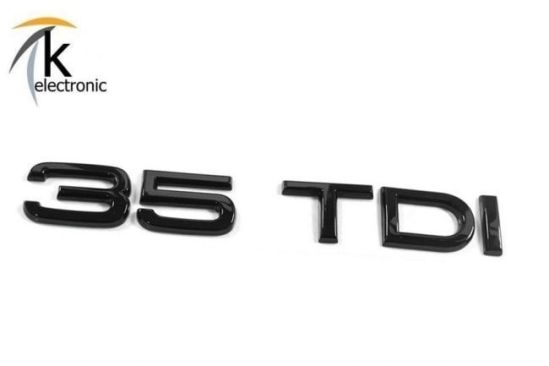 Audi Q2 GA 35 TDI Schriftzug schwarz hinten