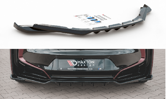 Zentraler hinterer Splitter mit vertikalen Flaps für BMW i8 von Maxton Design