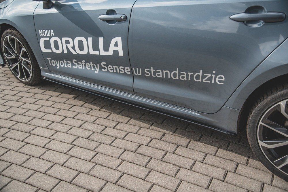 Seitliche Heck Diffusor Erweiterung für Toyota Corolla E210 Touring Sports  von Maxton Design