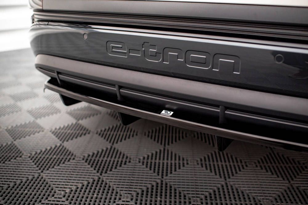 Zentraler Hinterer Splitter für Audi Q4 E-Tron Sportback von Maxton Design