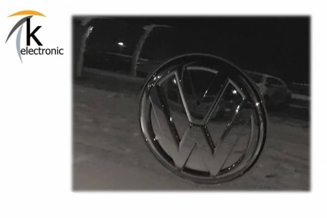 VW Golf 7 schwarzes Zeichen hinten oryxweiss